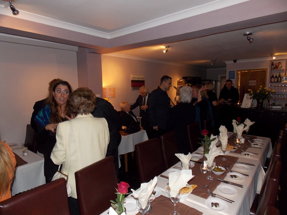 Click to return to gallery