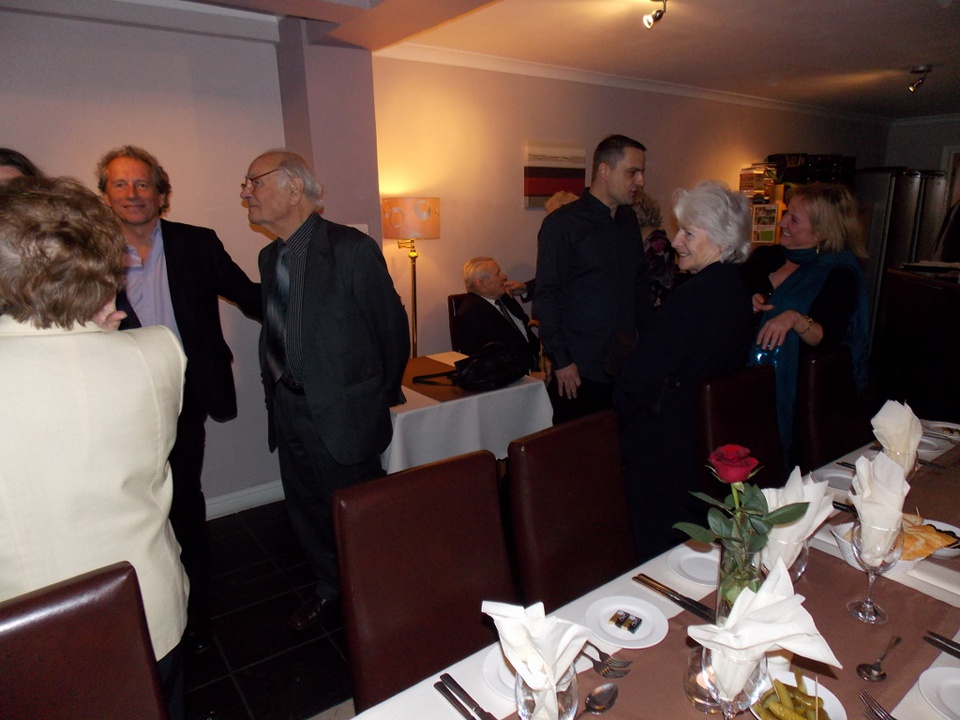 Click to return to gallery