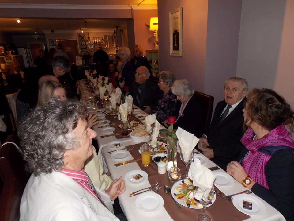 Click to return to gallery