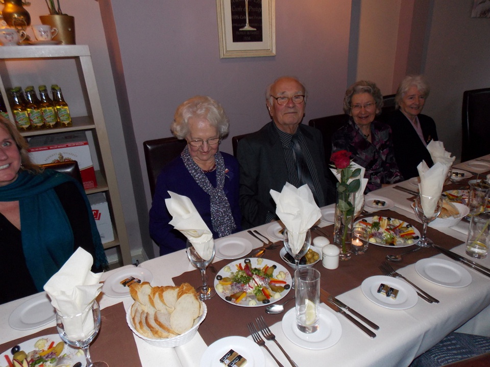 Click to return to gallery