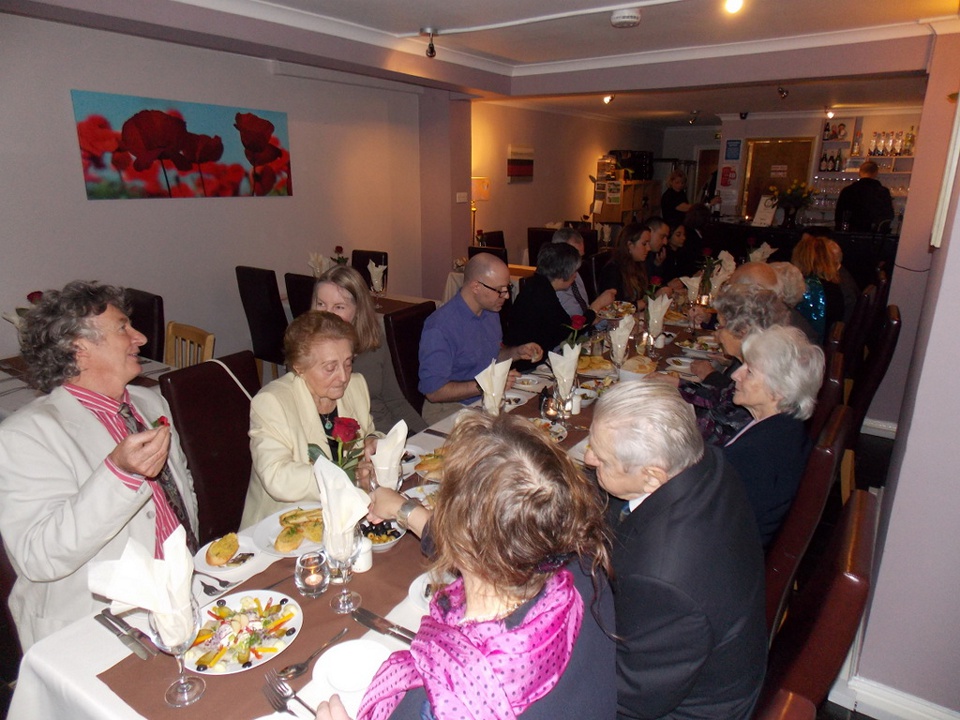 Click to return to gallery