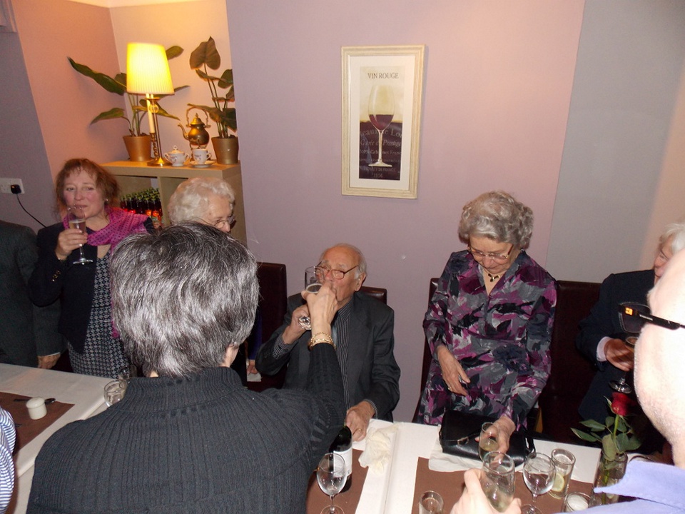 Click to return to gallery