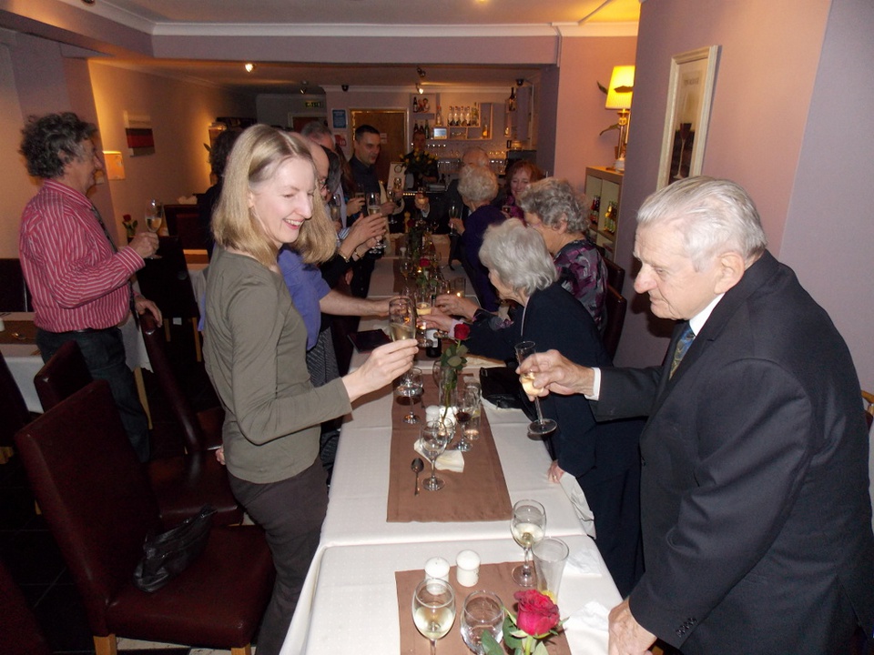 Click to return to gallery