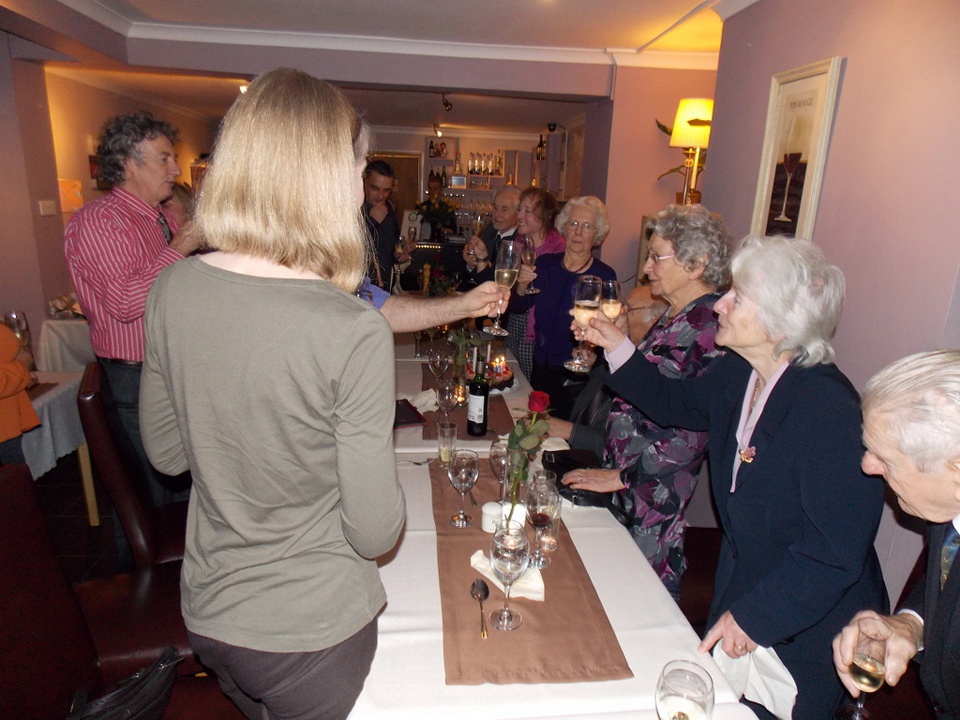 Click to return to gallery